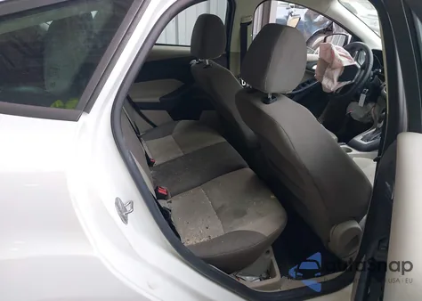 2014 Ford Focus Se from USA, damaged, VIN 1FADP3K21EL448658